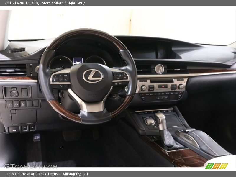 Dashboard of 2016 ES 350