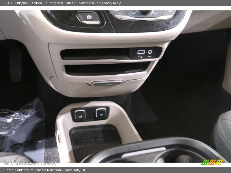 Billet Silver Metallic / Black/Alloy 2018 Chrysler Pacifica Touring Plus