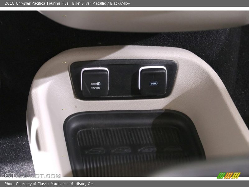 Billet Silver Metallic / Black/Alloy 2018 Chrysler Pacifica Touring Plus