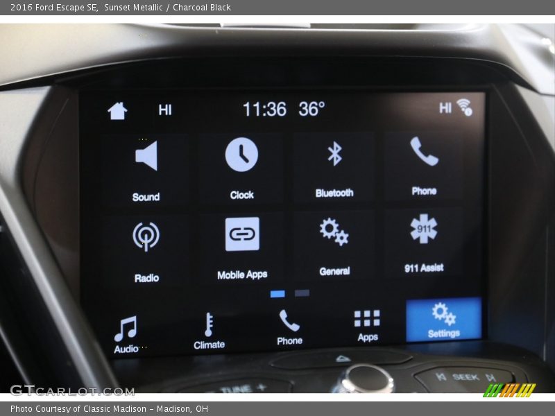 Sunset Metallic / Charcoal Black 2016 Ford Escape SE