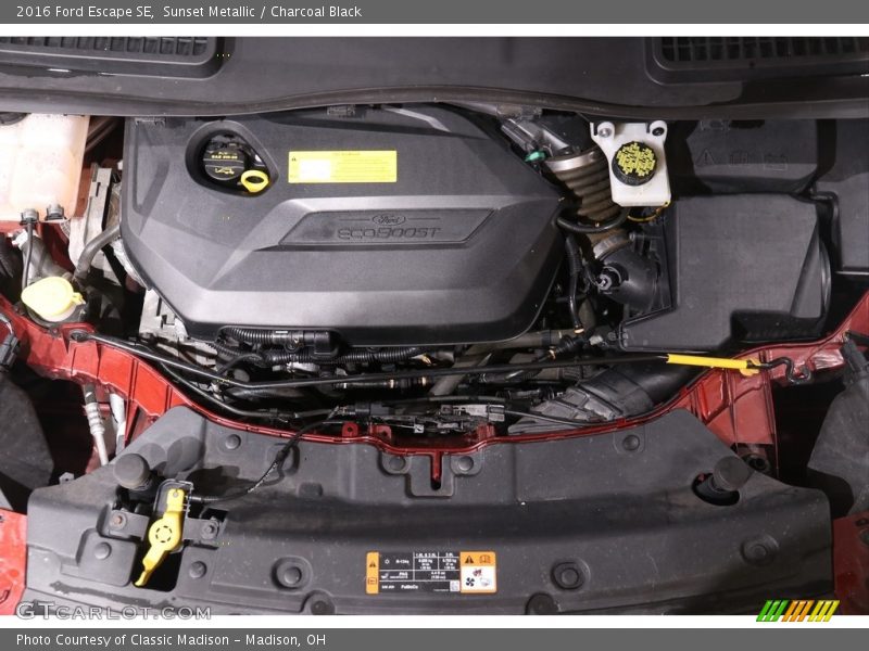 Sunset Metallic / Charcoal Black 2016 Ford Escape SE