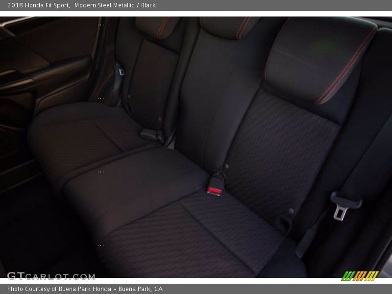 Modern Steel Metallic / Black 2018 Honda Fit Sport