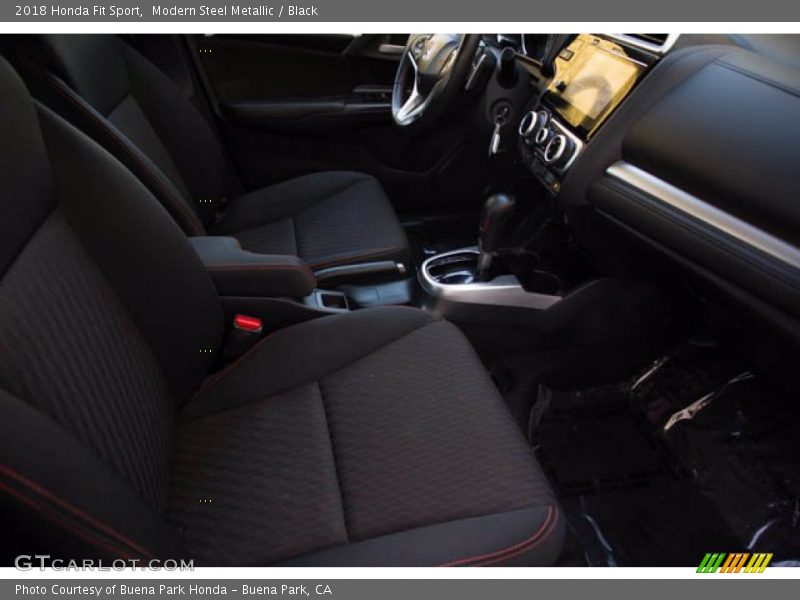 Modern Steel Metallic / Black 2018 Honda Fit Sport