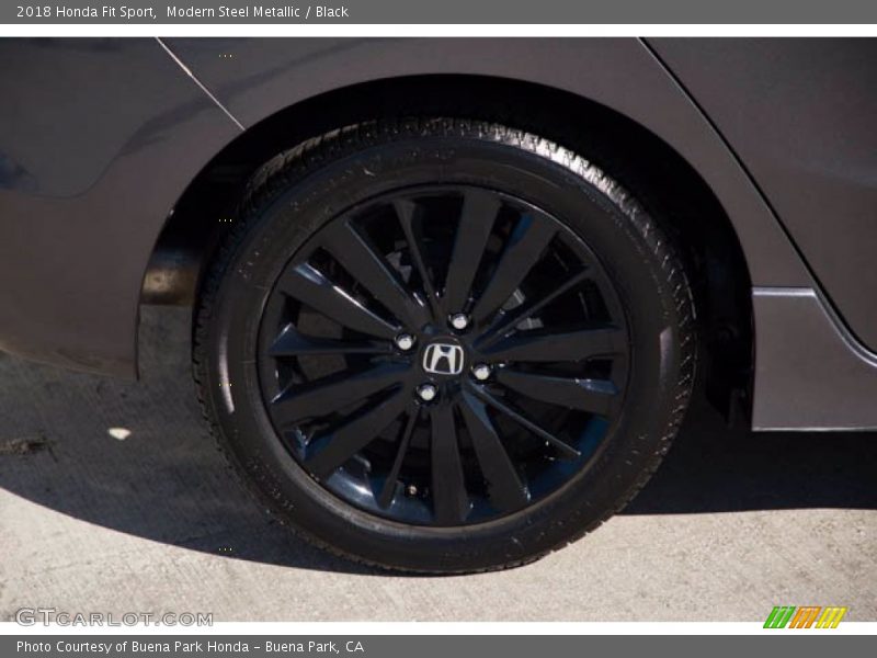 Modern Steel Metallic / Black 2018 Honda Fit Sport