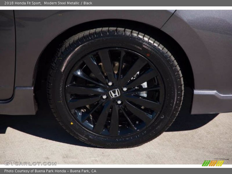Modern Steel Metallic / Black 2018 Honda Fit Sport
