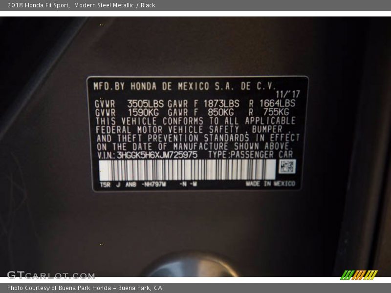 Modern Steel Metallic / Black 2018 Honda Fit Sport
