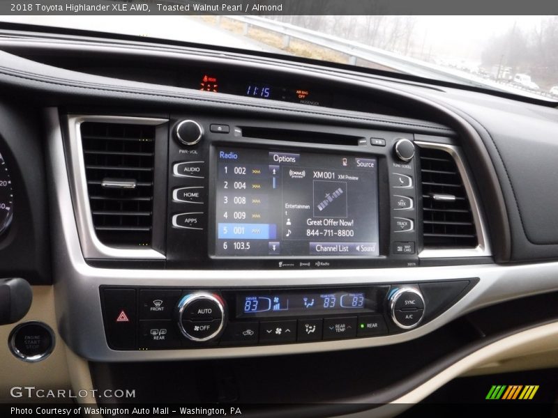 Toasted Walnut Pearl / Almond 2018 Toyota Highlander XLE AWD