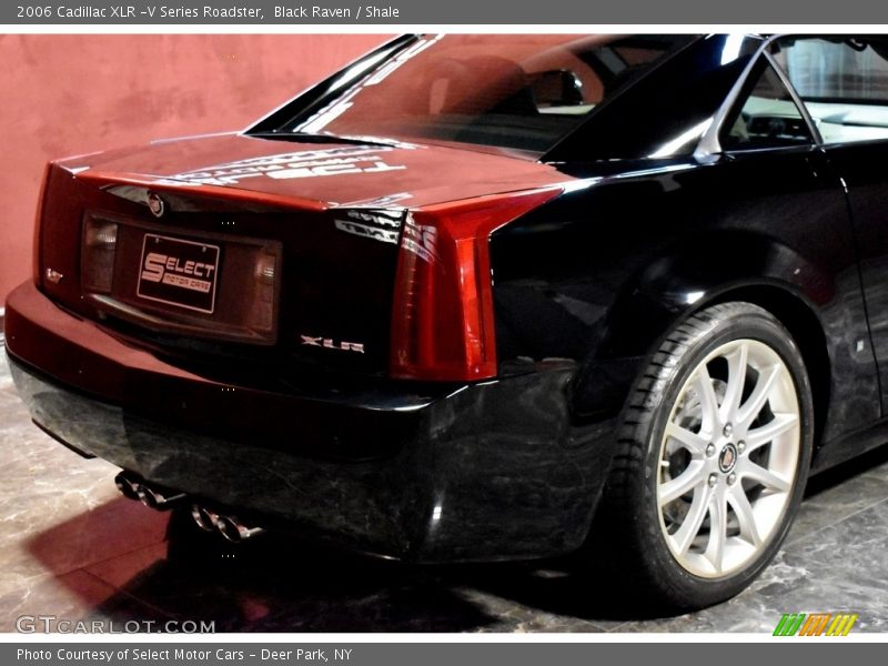 Black Raven / Shale 2006 Cadillac XLR -V Series Roadster
