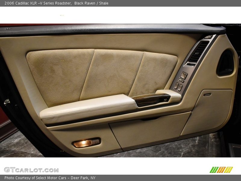 Black Raven / Shale 2006 Cadillac XLR -V Series Roadster