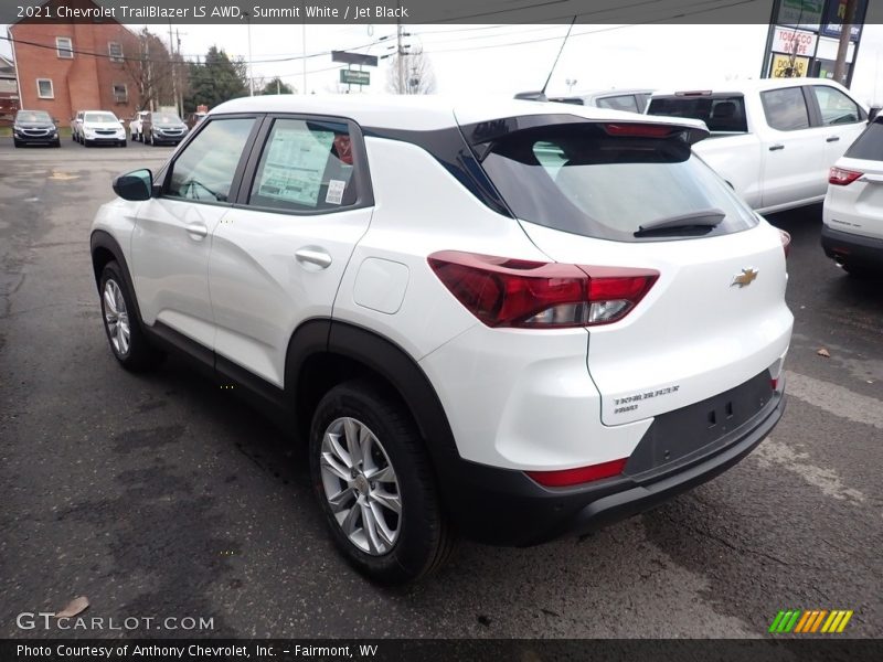 Summit White / Jet Black 2021 Chevrolet TrailBlazer LS AWD