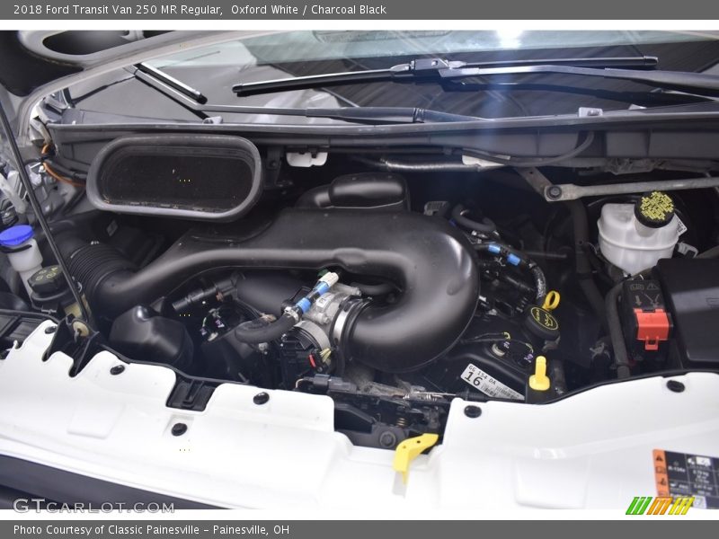 Oxford White / Charcoal Black 2018 Ford Transit Van 250 MR Regular