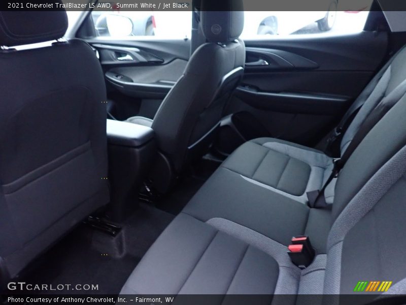 Summit White / Jet Black 2021 Chevrolet TrailBlazer LS AWD