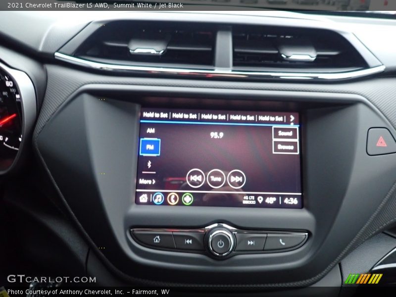 Summit White / Jet Black 2021 Chevrolet TrailBlazer LS AWD