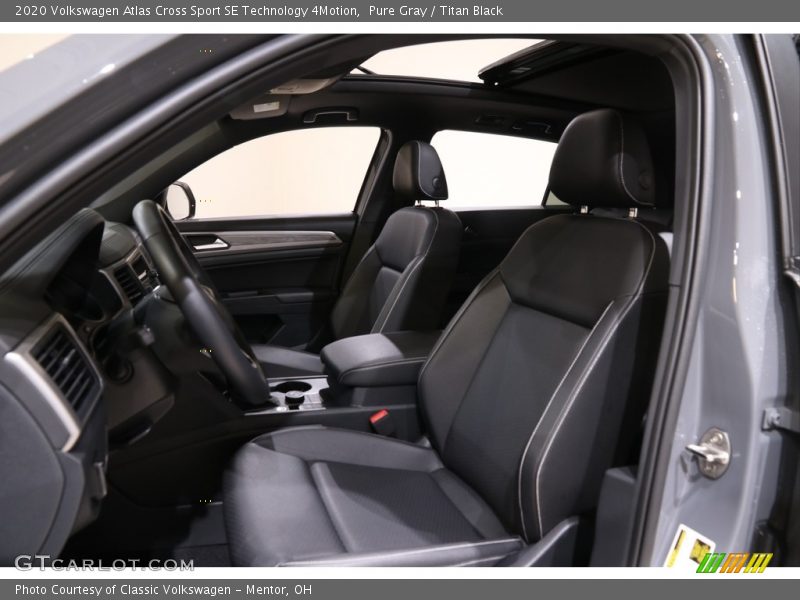 Pure Gray / Titan Black 2020 Volkswagen Atlas Cross Sport SE Technology 4Motion