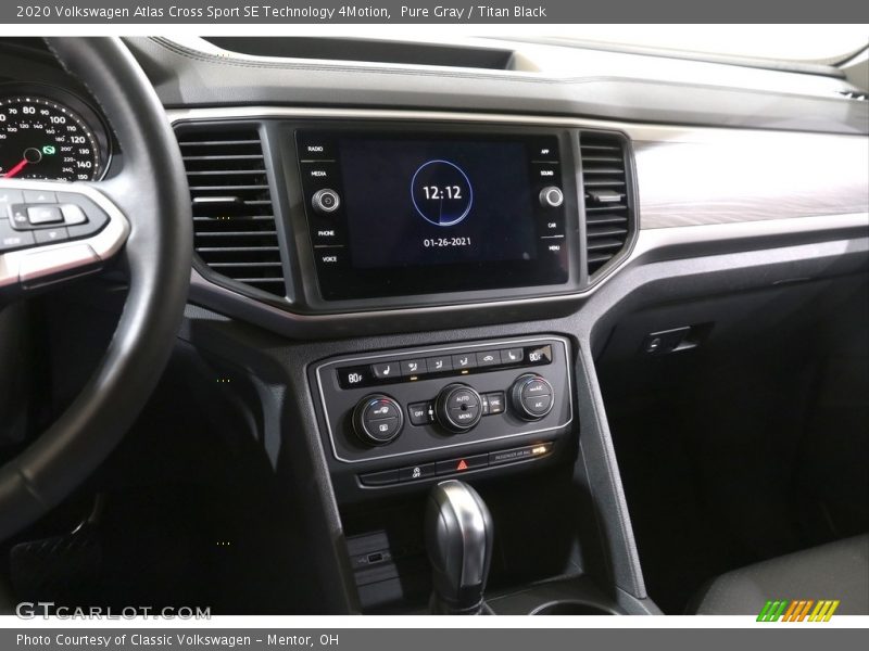 Pure Gray / Titan Black 2020 Volkswagen Atlas Cross Sport SE Technology 4Motion