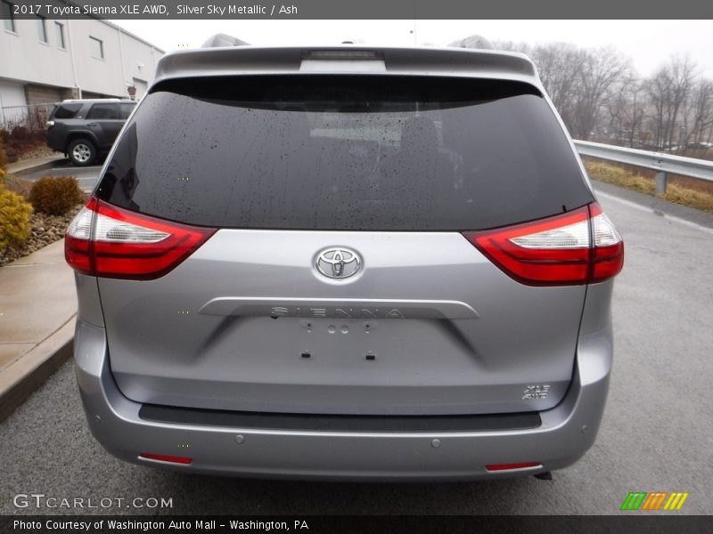 Silver Sky Metallic / Ash 2017 Toyota Sienna XLE AWD