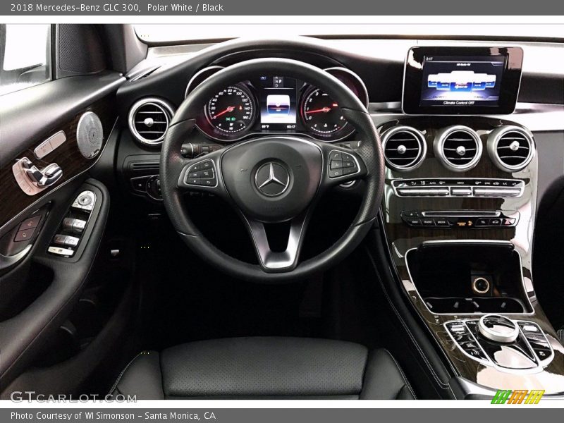 Polar White / Black 2018 Mercedes-Benz GLC 300