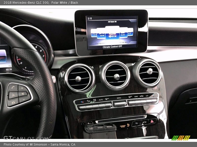 Polar White / Black 2018 Mercedes-Benz GLC 300