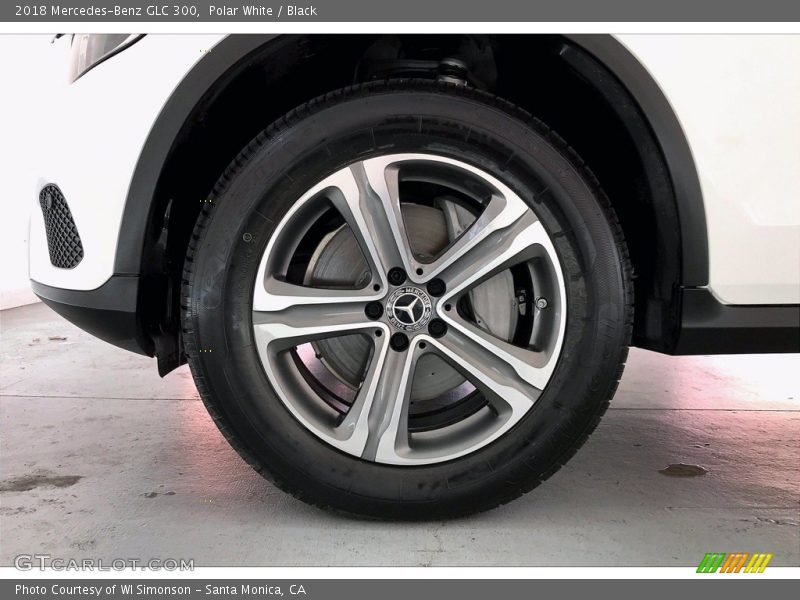 Polar White / Black 2018 Mercedes-Benz GLC 300