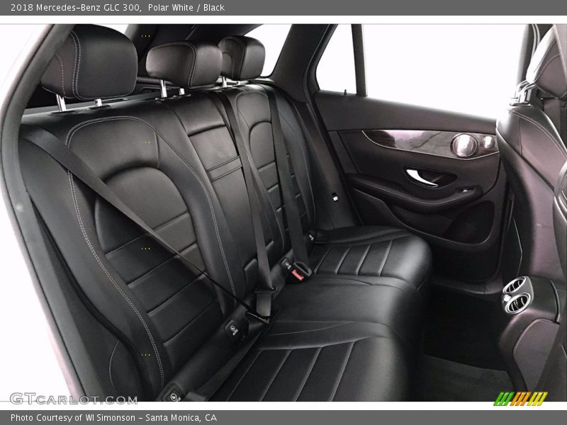 Polar White / Black 2018 Mercedes-Benz GLC 300