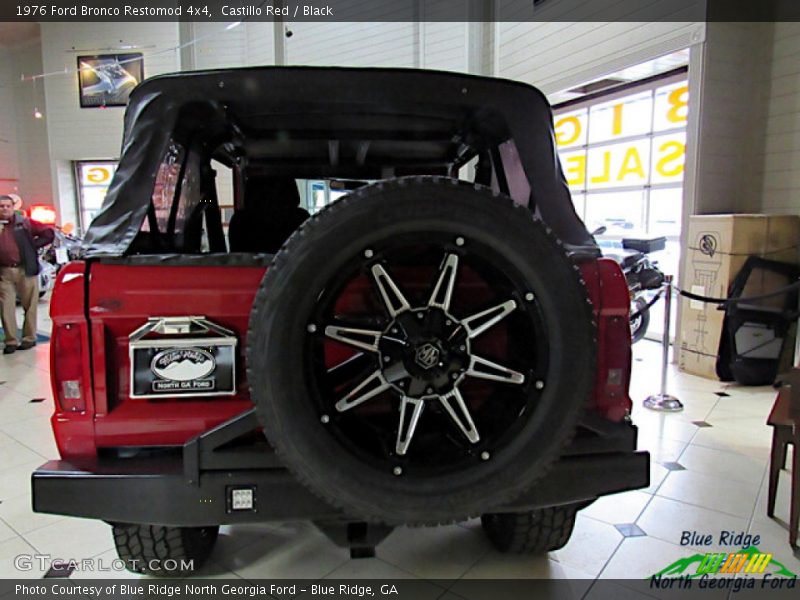 Castillo Red / Black 1976 Ford Bronco Restomod 4x4