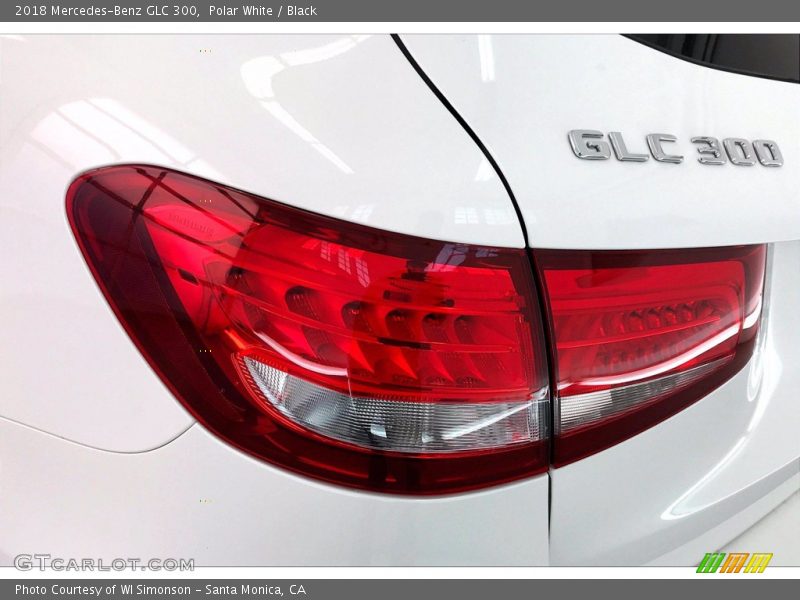 Polar White / Black 2018 Mercedes-Benz GLC 300