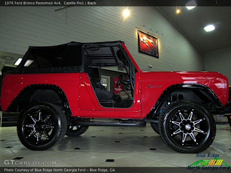 Castillo Red / Black 1976 Ford Bronco Restomod 4x4