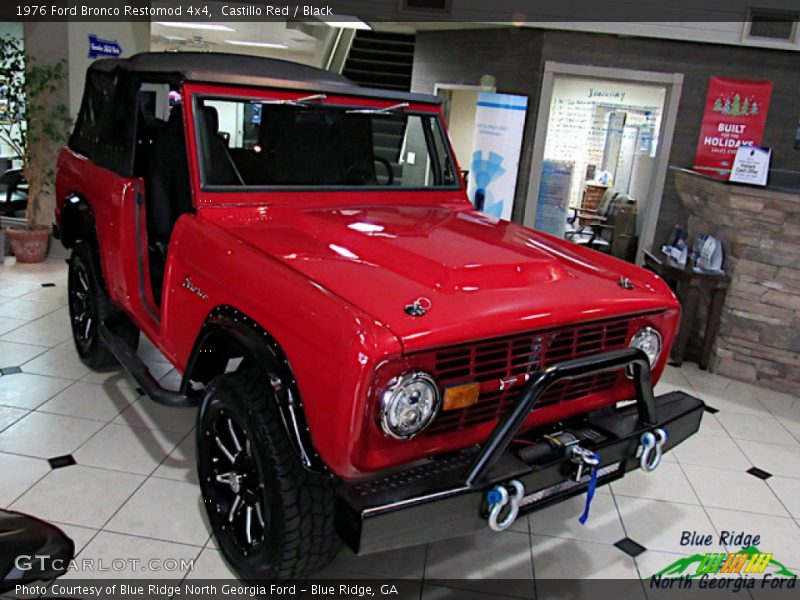 Castillo Red / Black 1976 Ford Bronco Restomod 4x4