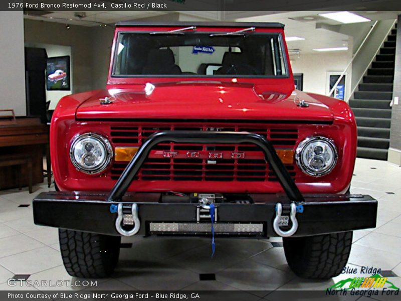 Castillo Red / Black 1976 Ford Bronco Restomod 4x4