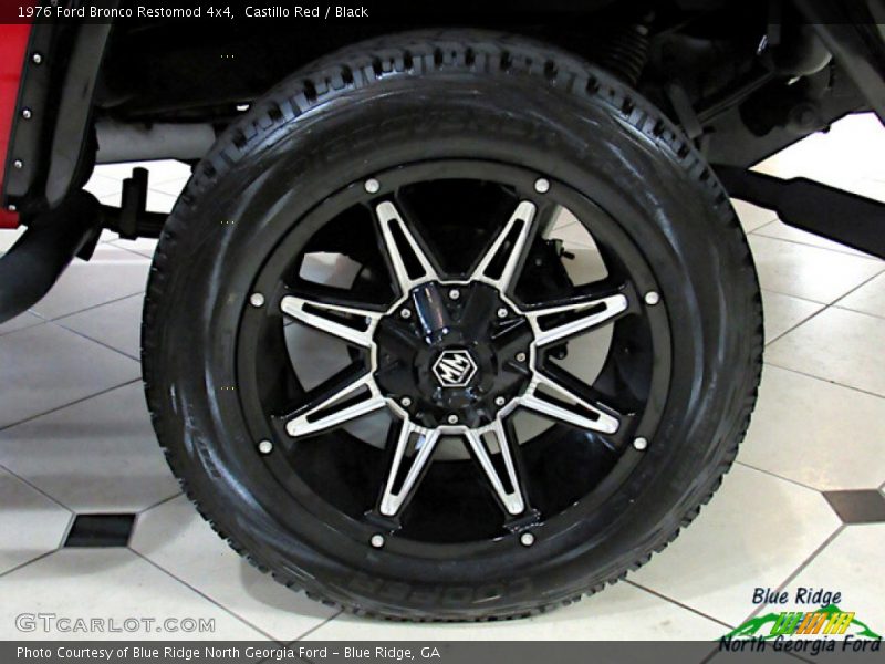 Castillo Red / Black 1976 Ford Bronco Restomod 4x4