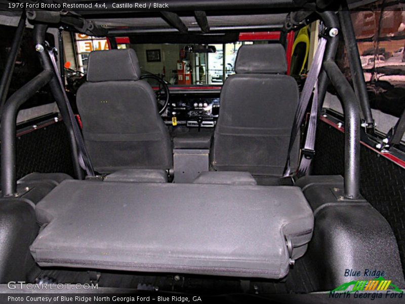 Castillo Red / Black 1976 Ford Bronco Restomod 4x4