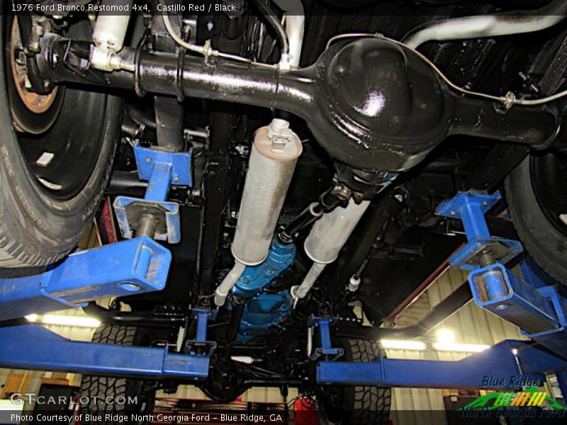 Castillo Red / Black 1976 Ford Bronco Restomod 4x4