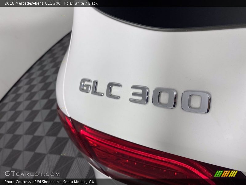 Polar White / Black 2018 Mercedes-Benz GLC 300