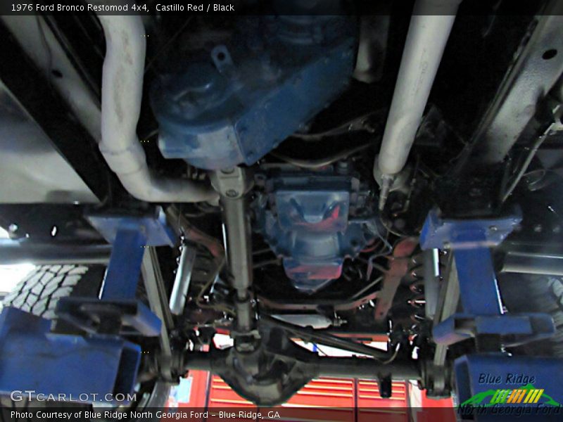 Castillo Red / Black 1976 Ford Bronco Restomod 4x4