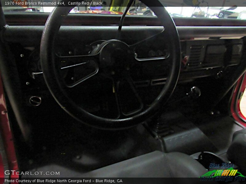 Castillo Red / Black 1976 Ford Bronco Restomod 4x4