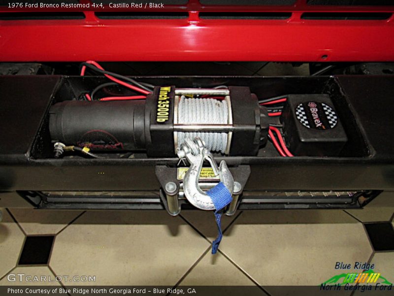 Castillo Red / Black 1976 Ford Bronco Restomod 4x4