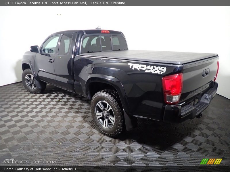 Black / TRD Graphite 2017 Toyota Tacoma TRD Sport Access Cab 4x4