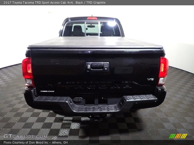 Black / TRD Graphite 2017 Toyota Tacoma TRD Sport Access Cab 4x4