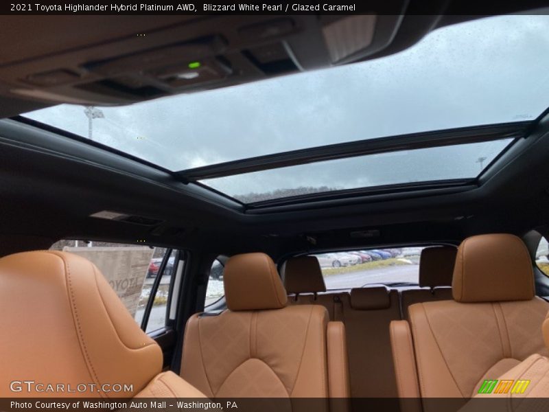 Blizzard White Pearl / Glazed Caramel 2021 Toyota Highlander Hybrid Platinum AWD