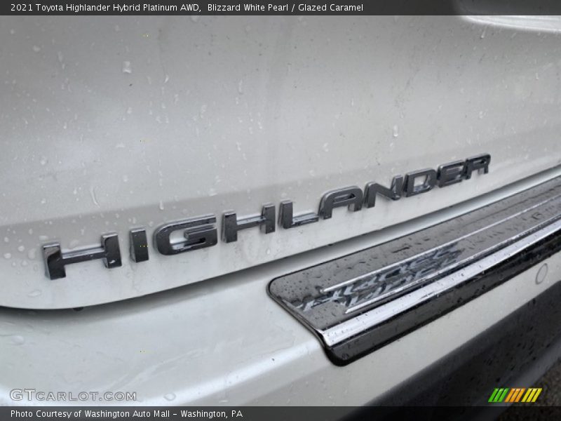 Blizzard White Pearl / Glazed Caramel 2021 Toyota Highlander Hybrid Platinum AWD