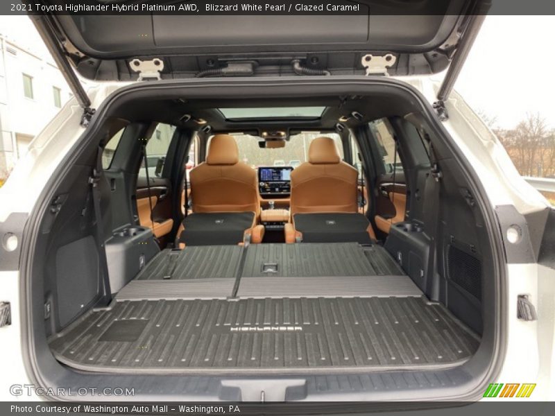 Blizzard White Pearl / Glazed Caramel 2021 Toyota Highlander Hybrid Platinum AWD