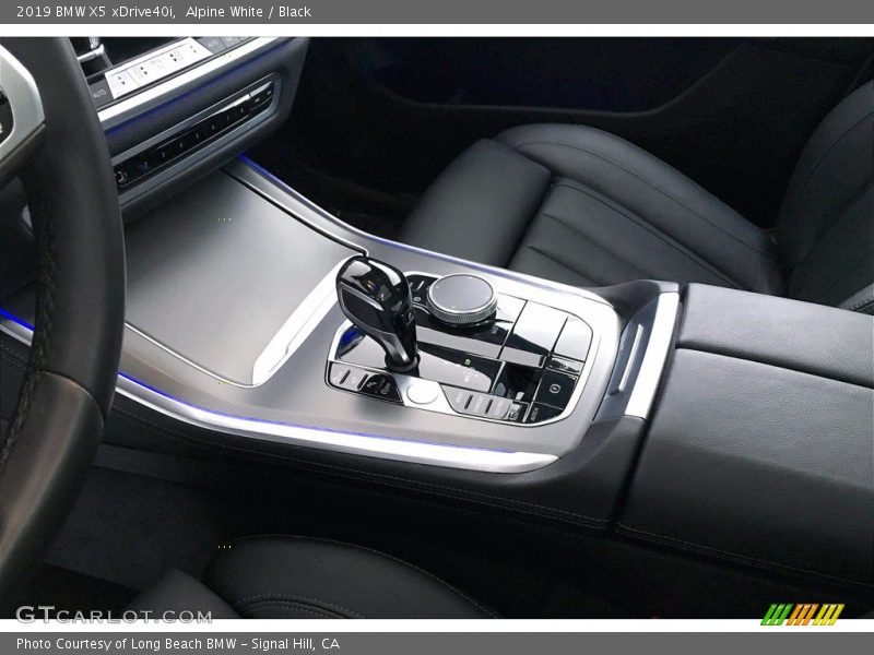 Alpine White / Black 2019 BMW X5 xDrive40i