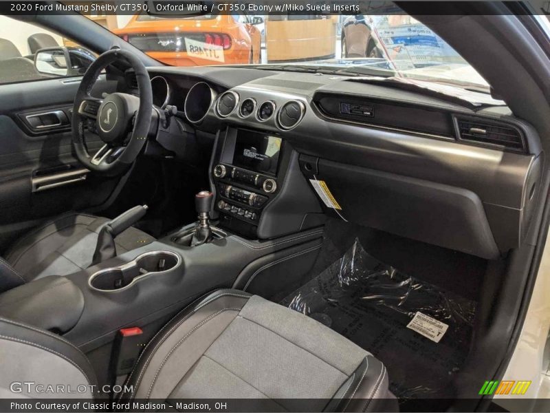 Dashboard of 2020 Mustang Shelby GT350