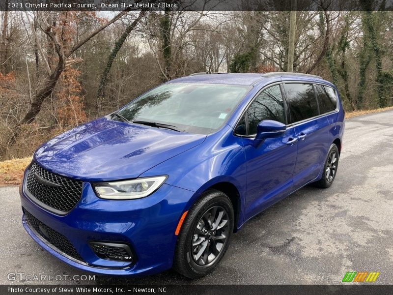 Ocean Blue Metallic / Black 2021 Chrysler Pacifica Touring