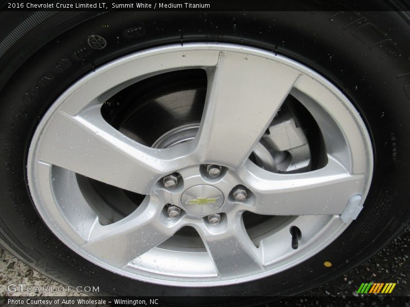 Summit White / Medium Titanium 2016 Chevrolet Cruze Limited LT