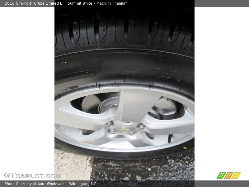 Summit White / Medium Titanium 2016 Chevrolet Cruze Limited LT