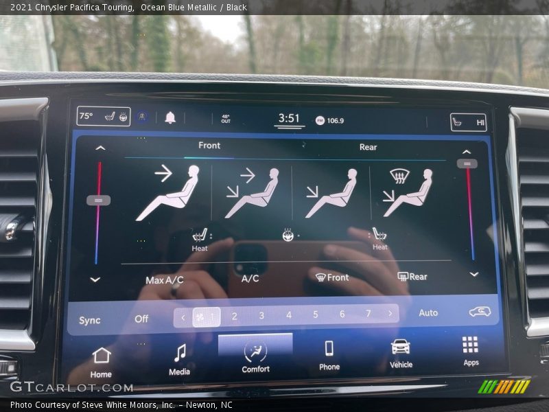 Controls of 2021 Pacifica Touring