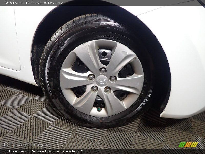 White / Gray 2016 Hyundai Elantra SE