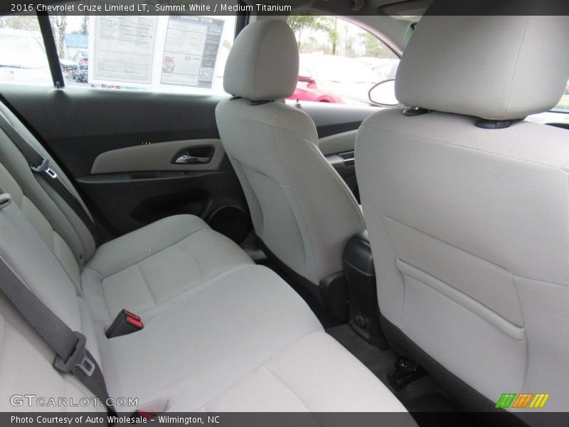 Summit White / Medium Titanium 2016 Chevrolet Cruze Limited LT