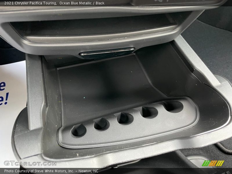 Ocean Blue Metallic / Black 2021 Chrysler Pacifica Touring